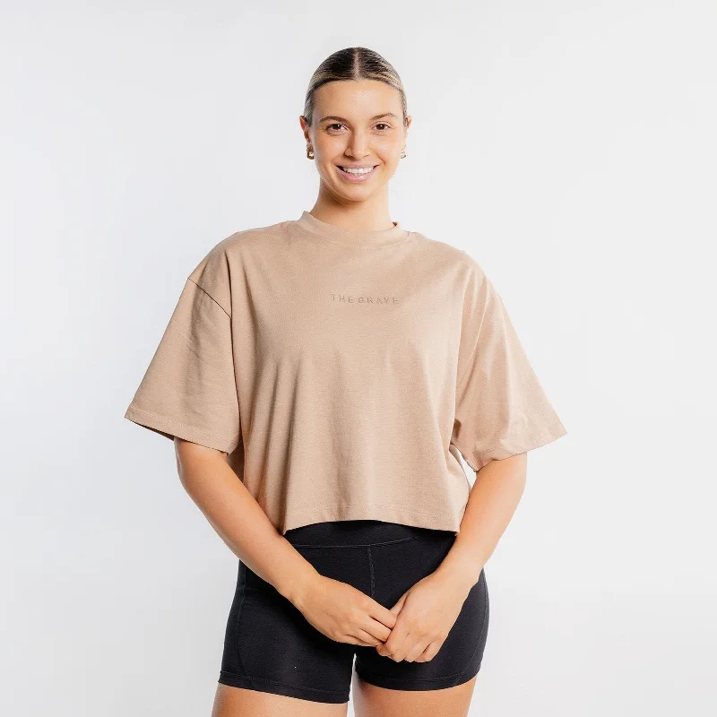 THE BRAVE - WOMEN'S LIFESTYLE OVERSIZED CROPPED T-SHIRT - FAWN